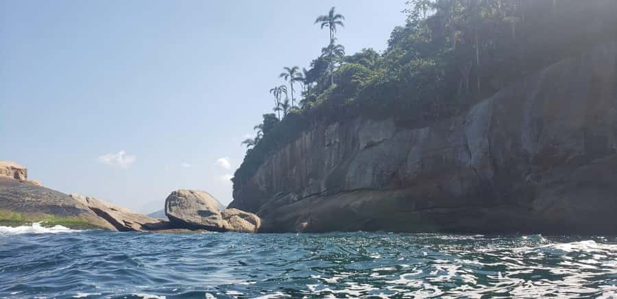 Rio de Janeiro: Sailing Sunset Tour with Snacks and Drinks - Caipirinhas, beer, and snacks: the best kind of included value