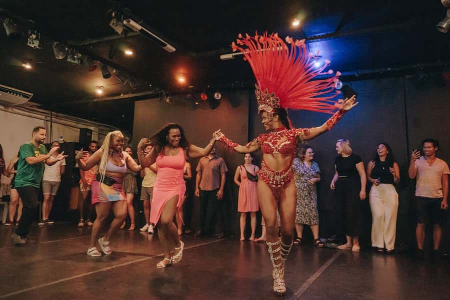 Rio de Janeiro: Samba Class in Copacabana - How the 1-Hour Timing Works, and Why Logistics Matter in Rio
