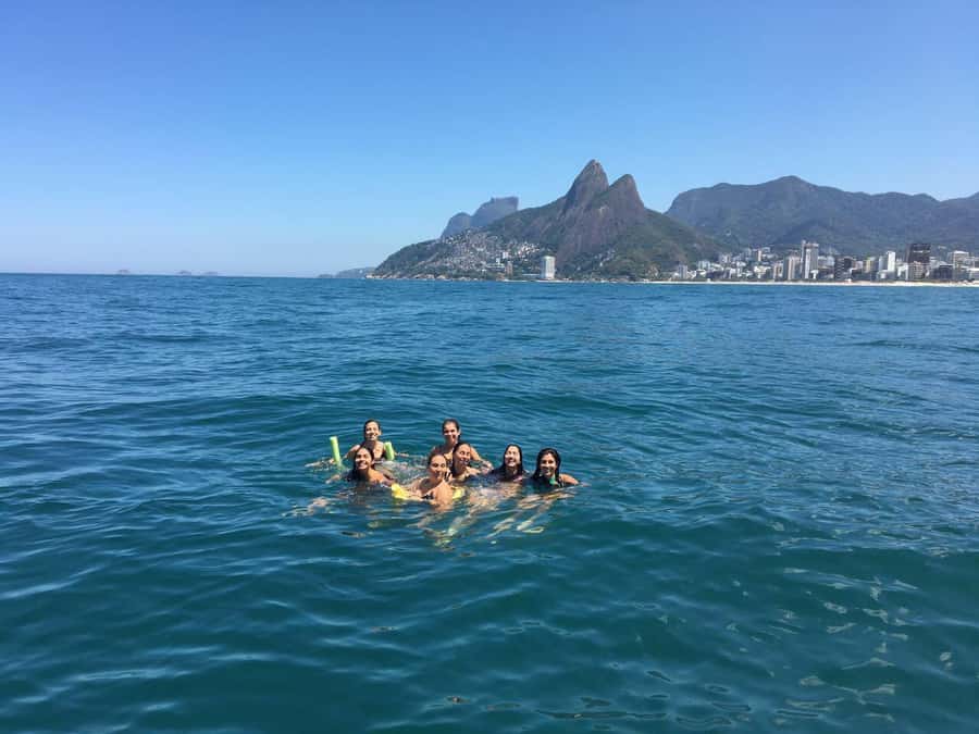 Rio de Janeiro: SpeedBoat Tour - Beach Tour with Beer - Drinks, captain energy, and the small-group feel