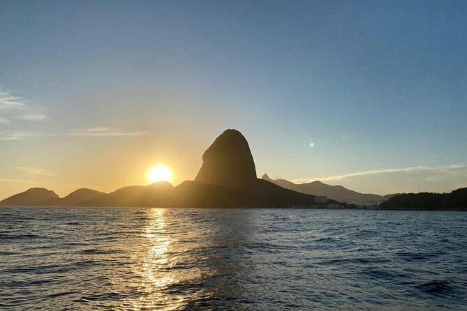 Rio de Janeiro: Speedboat Tour with Sunset and Beer! - Stop 5: Adao e Eva Beach, short water time for the people who want it