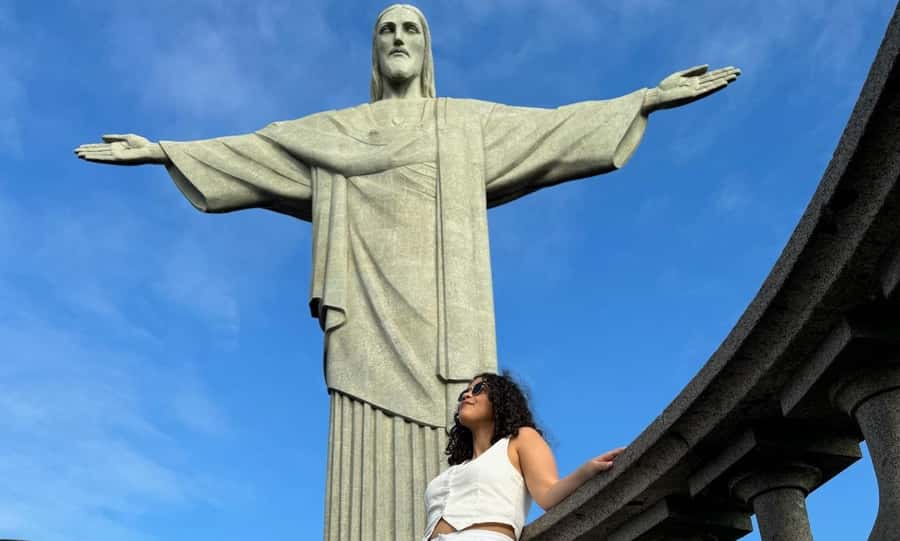 Rio de Janeiro: Sunrise at Observatory & Christ the Redeemer - Corcovado breakfast: fueling up before the main viewpoint