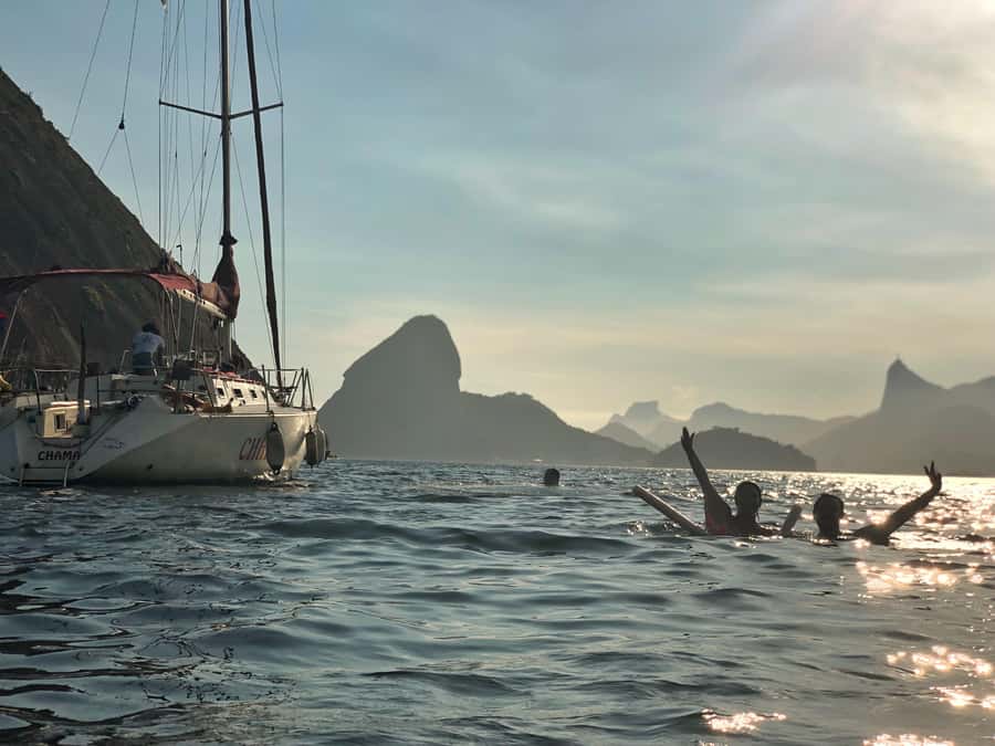 Rio de Janeiro: Sunset Sailing Tour - Fortresses to Niterói: The Cruise Part Before the Main Event