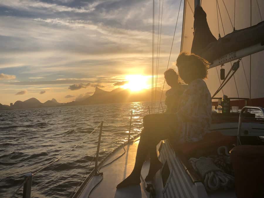 Rio de Janeiro: Sunset Sailing Tour - Sunset Over Rio: Sugarloaf, Christ the Redeemer, and Photo Windows