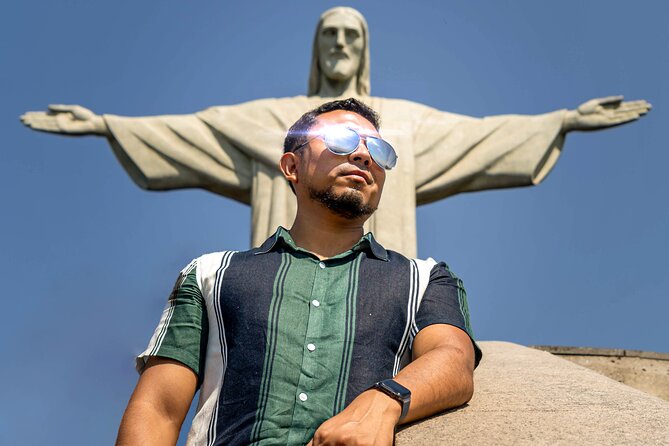 Rio DE Janeiro SUV Private City Tour : avoiding crowds and clouds - Private SUV pacing for Rio, where clouds and crowds both matter