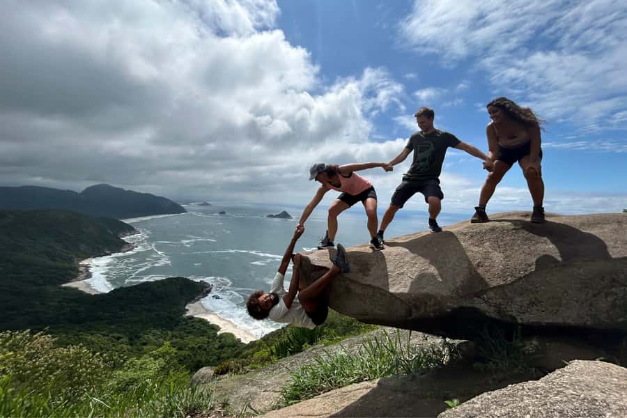 Rio de Janeiro: Telegrafo Rock Hike with Optional Beach Stop - Optional 30-minute beach stop: Grumari, Prainha, Reserva, or Barra da Tijuca