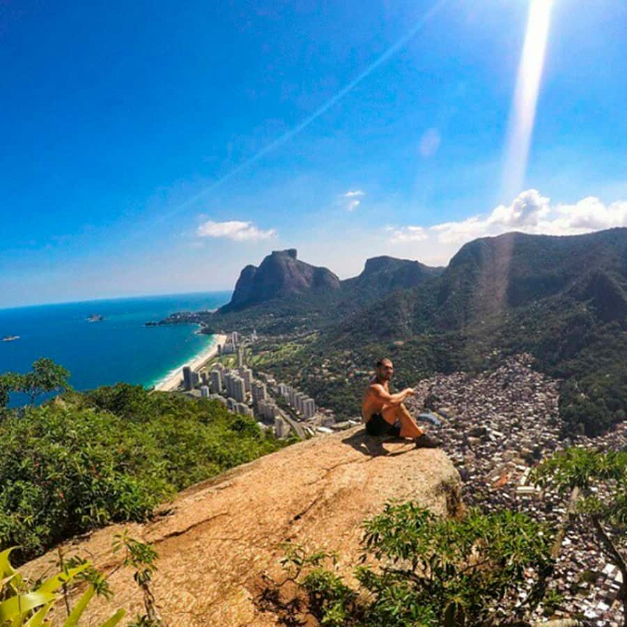 Rio de Janeiro: Vidigal Favela Tour and Two Brothers Hike - The shift from streets to forest: first viewpoints and first payoff