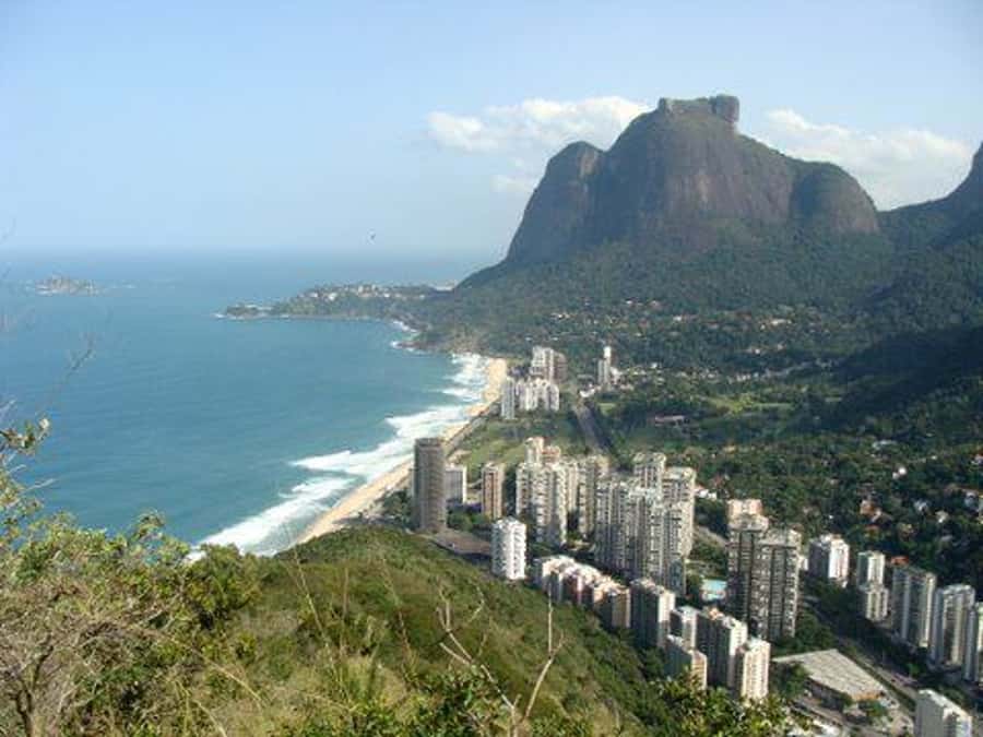 Rio de Janeiro: Vidigal Favela Tour and Two Brothers Hike - Morro Dois Irmaos summit: Corcovado and beaches from above