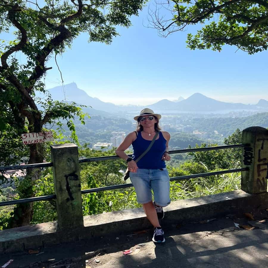 Rio: Favela Rocinha Tour with Local Guide & Secret Spots - Viewpoints: the payoff for the climb, and what your guide will say
