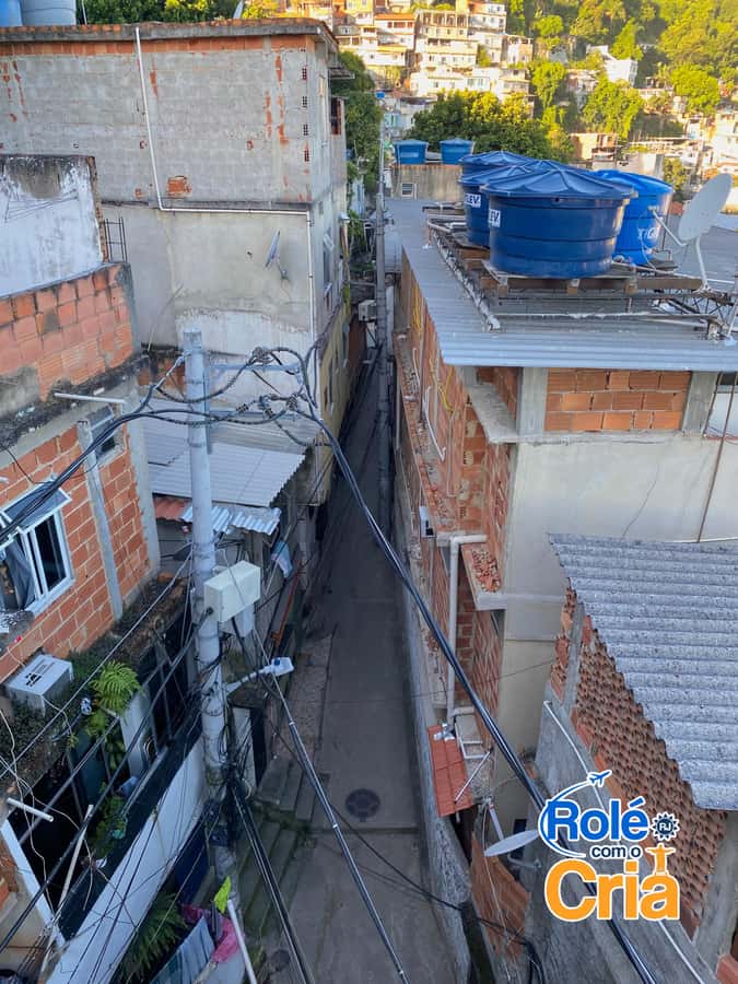 Rio: Favela Tour Imersion in Babilônia and Chapéu Mangueira - What it feels like with a guide from inside the community