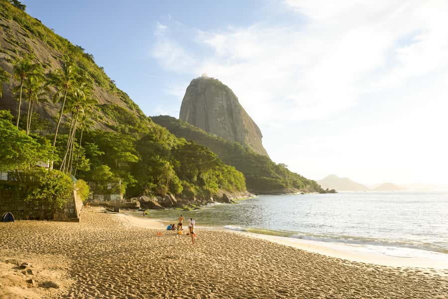 Rio: Guanabara Bay 2-Hour Boat Tour - Your guided route from Flamengo to Sugar Loaf and the Rio forts