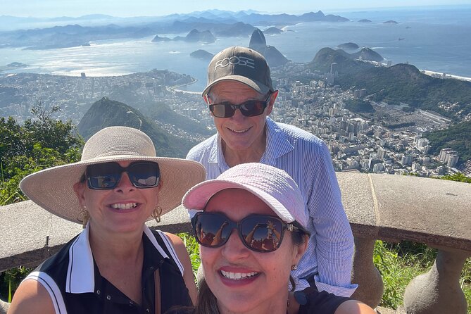 Rio Highlights: Christ, Sugarloaf, and More in a Private Tour - Sugarloaf Mountain and Morro da Urca: cable car views that feel like a movie scene