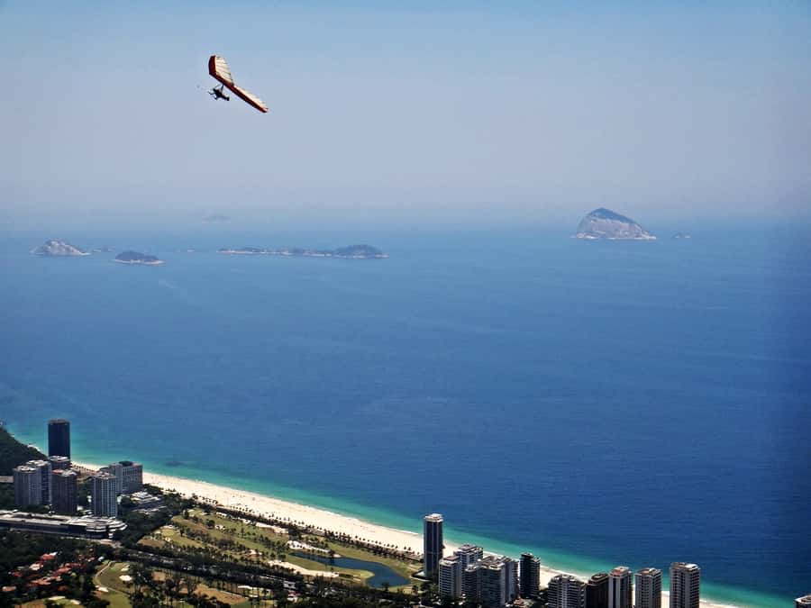 Rio: Pedra Bonita 4-Hour Hike with Free Flight Ramp Visit - São Conrado Beach Break: A Cool-Down After the Climb