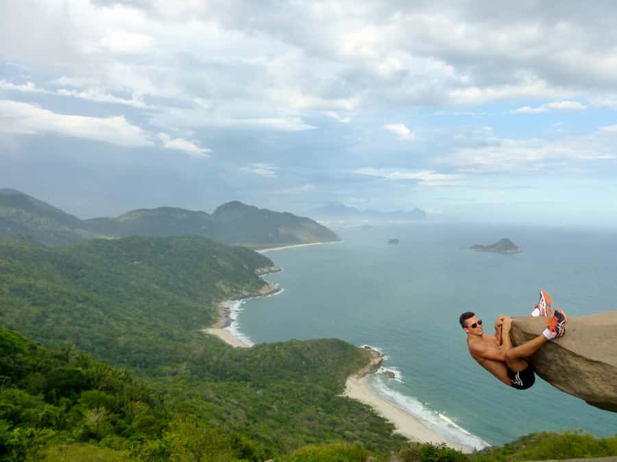 Rio: Pedra do Telégrafo Hiking & Relax in a Wild Beach - Guides, languages, and the small things that make it smoother