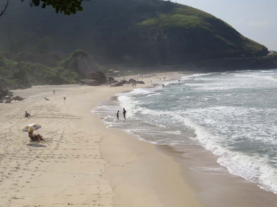 Rio's Best Hidden Beaches Small Group Tour - What makes the experience feel smooth, the role of the guide