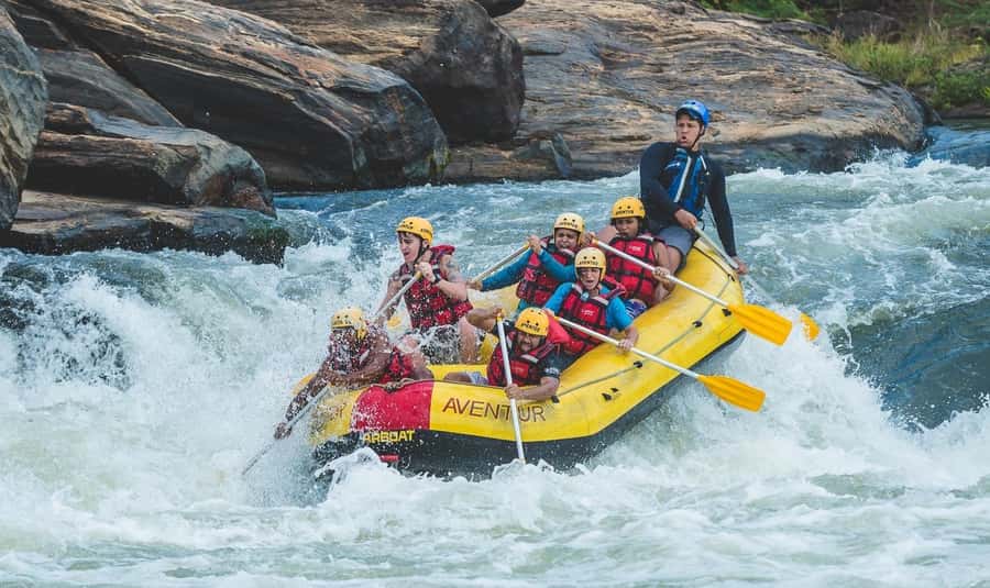 Rio: White Water Rafting Adventure tour in Rio de Janeiro - The 8-hour day plan, with a practical focus on timing and flow