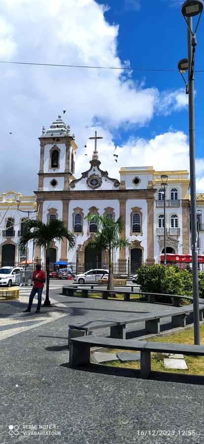 Salvador, Bahia: A amazing Walking Tour! - Rua Chile, Government-Era Buildings, and Streets With a Job to Do