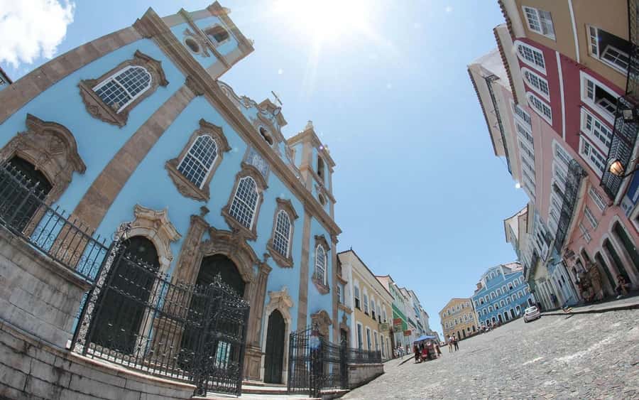 Salvador Historic Walking Tour - Pelourinho - Largo do Pelourinho and the baroque São Francisco Church