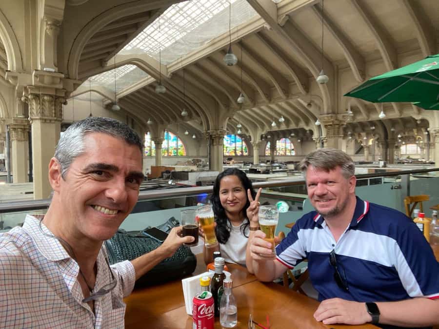 São Paulo: 5hr City Tour With Fruit Tasting - Sé Square and the São Paulo Cathedral: architecture with a full-city feel