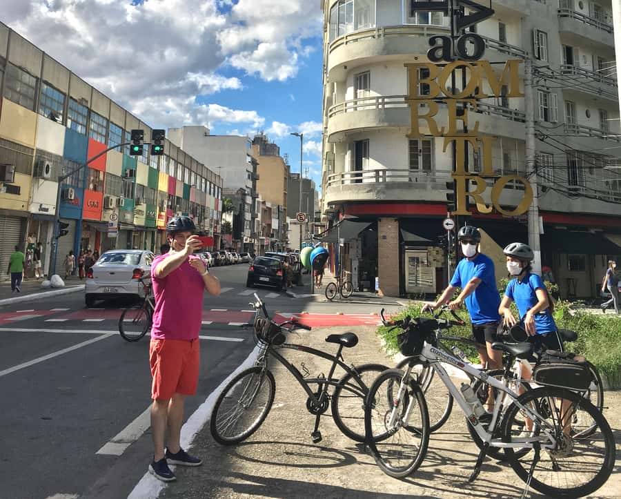 São Paulo Highlights: Culture, History, and Vibrance by Bike - Consolação Bike Lane Downtown Run: Theatro Municipal and the Squares