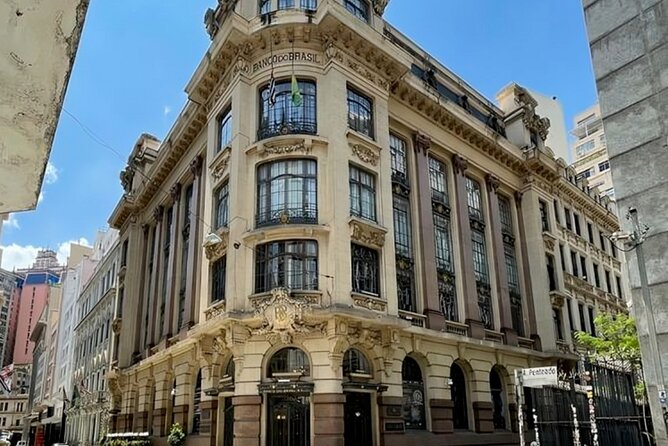 São Paulo : Highlights Walking Tour With A Guide - Starting at Hotel Pallion Center: Get Your Bearings Fast