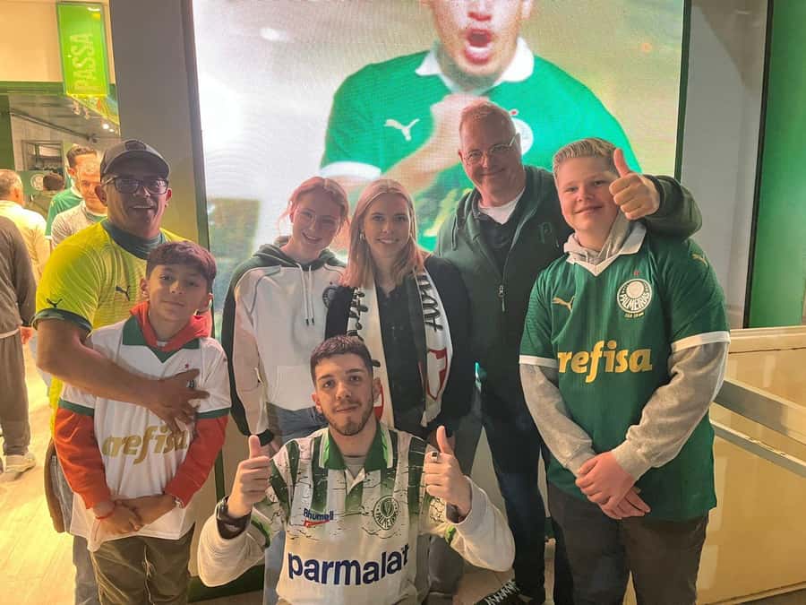São Paulo: Join a Palmeiras Game Experience with a local - Meeting in São Paulo: where you start and how you find your host