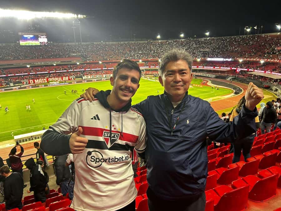 São Paulo: Join a São Paulo football game with a local fan - From São Paulo-Morumbi Station to Match Night Rhythm