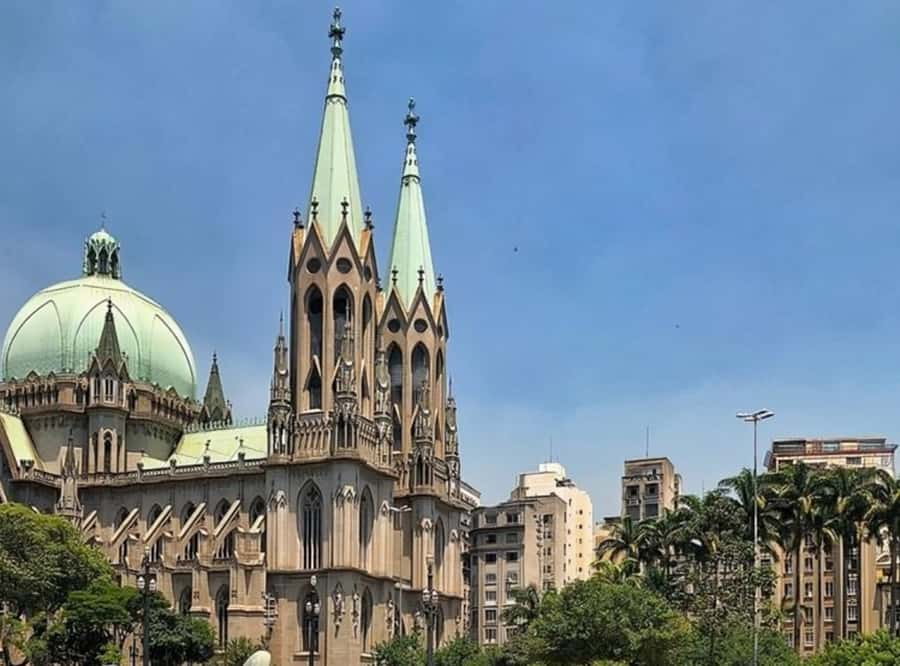 São Paulo : Must-See Sites Walking Tour With A Guide - What you get for $29, and where the value really is