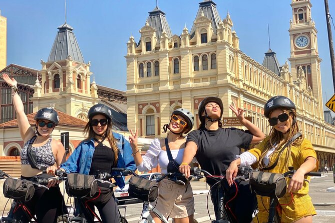 São Paulo Uptown Bike Tour - Vila Itororó and the Art of Stopping Just Long Enough