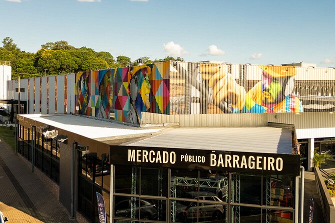 Sightseeing Bus Tour of Foz do Iguaçu - Stop 2: Mosque of Omar Ibn Al-Khattab, white architecture and a Jerusalem link