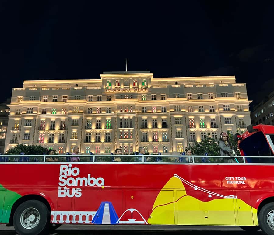 Skyline Night Tour Rio de Janeiro - Panoramic City Tour Rio Samba Bus - From the roofline to the windows: what the panoramic night ride is really for