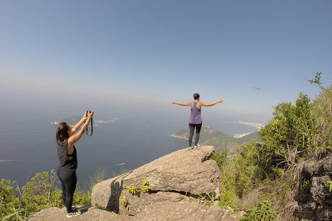 Sugar Loaf Mountain Hiking and Climbing - From Praia Vermelha to Pista Cláudio Coutinho: coastal views and a quick warmup