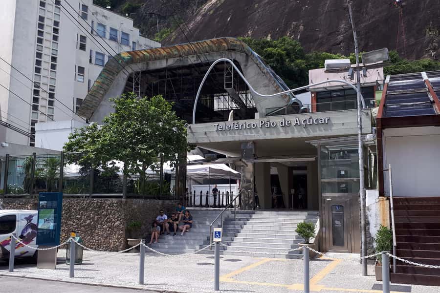 Sugarloaf Mountain Fast-Pass Ticket and Guided Tour - Meeting Point at Teleférico Pão de Açúcar: Go Here, Then Skip the Line