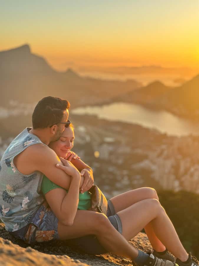 Sunrise at Morro Dois Irmãos + Vidigal Favela Experience - Morro Dois Irmãos sunrise views, the reason this tour works