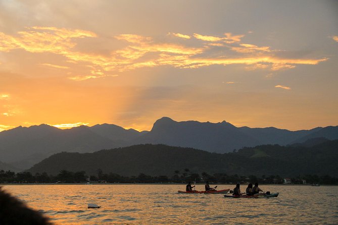 Sunset Kayaking - Entering the mangroves from Jabaquara Beach