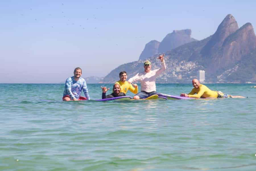Surf lessons: in Arpoador in Ipanema. - Finding the Yellow Tent at Praia do Arpoador (and what to do when you arrive)