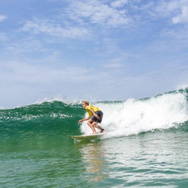 Surf lessons: in Arpoador in Ipanema. - Practical Tips So Your First Hour Goes Smoother