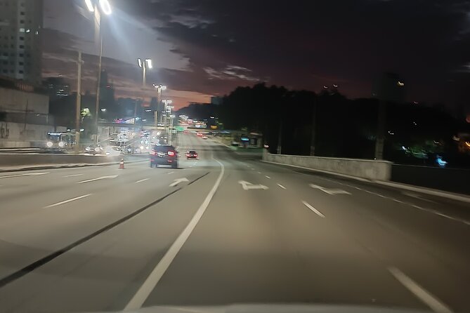Taxi from Guarulhos Airport to São Paulo. - Pickup Options in Guarulhos: Airport or Anywhere in the Area