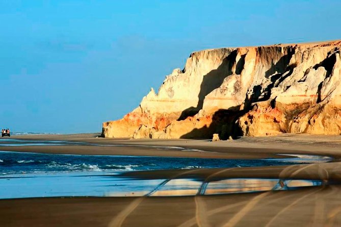 The colorful sands of Morro Branco beach - Full Day Tour - Food, Snacks, And The Small Stops That Save The Day