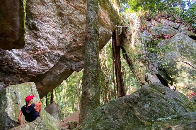 Tijuca Forest Hike - Waterfalls & Caves, Nature & Wild Life! - Cachoeira das Almas: the waterfall break that turns “cool” into refreshing