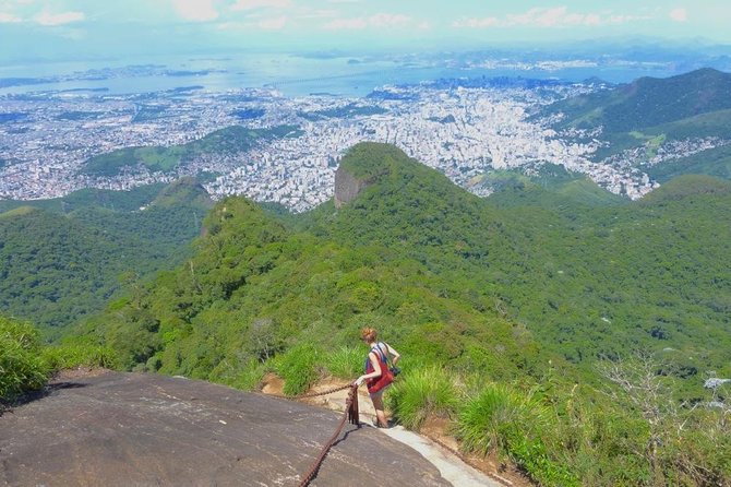 Tijuca Peak Hiking - The Highest Summit in Tijuca National Park - Mirante das Canoas: your first taste of the park’s calm views