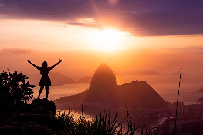 Tour to Mirante Dona Marta at sunrise with guide and photos! - Mirante Dona Marta at Dawn: What You Actually Do Up There