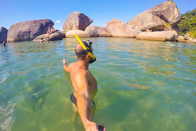 Trip to the beaches of Trinidad - Nature & Sea BY PARATY TOURS - Stop 4, Praia de Cacadaço: remote views and the natural pool approach