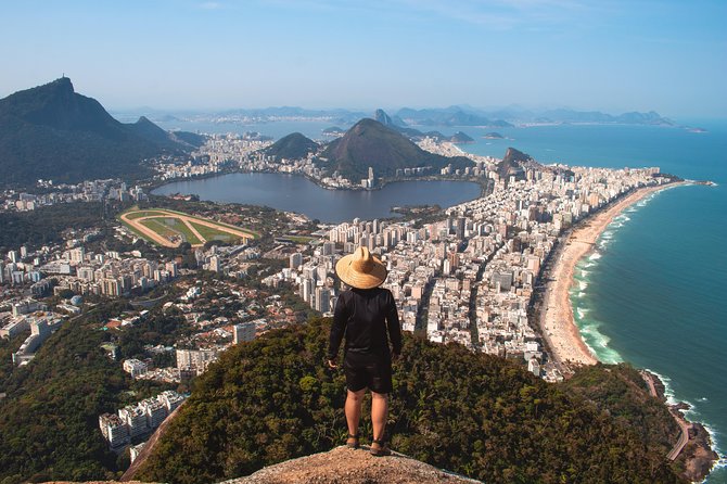 Two Brothers Morro Trail - Photos and Specialized Guide - Praça do Vidigal meeting point, plus the ride to the start