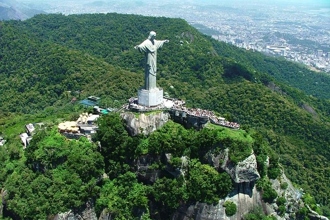 Two of Rio's Best: Christ the Redeemer & Sugarloaf Mountain Half-Day Tour - Parque Nacional da Tijuca: the green warm-up that makes the views better