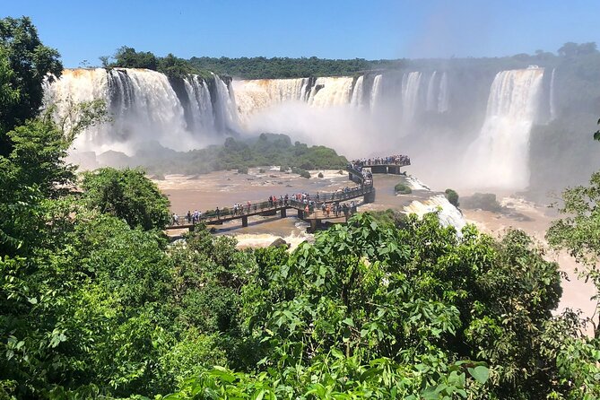 Waterfalls Brazil and Argentina in 1 day - DAYTOUR PRIVATIVO - The guide and driver difference: why private pacing changes everything